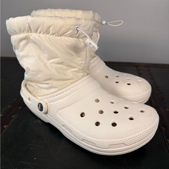 Crocs Classic Lined Neo Puff White Boots 206630-143 Men's Size 8 Women’s 10 - Picture 1 of 5